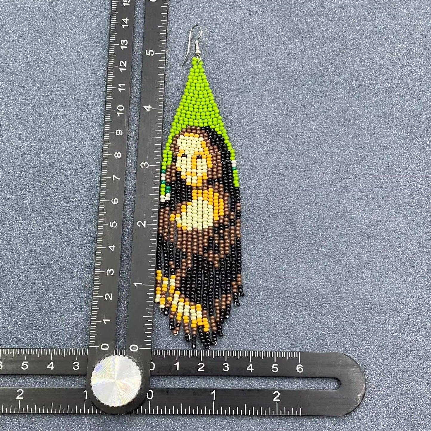 Mona Lisa beaded earrings
