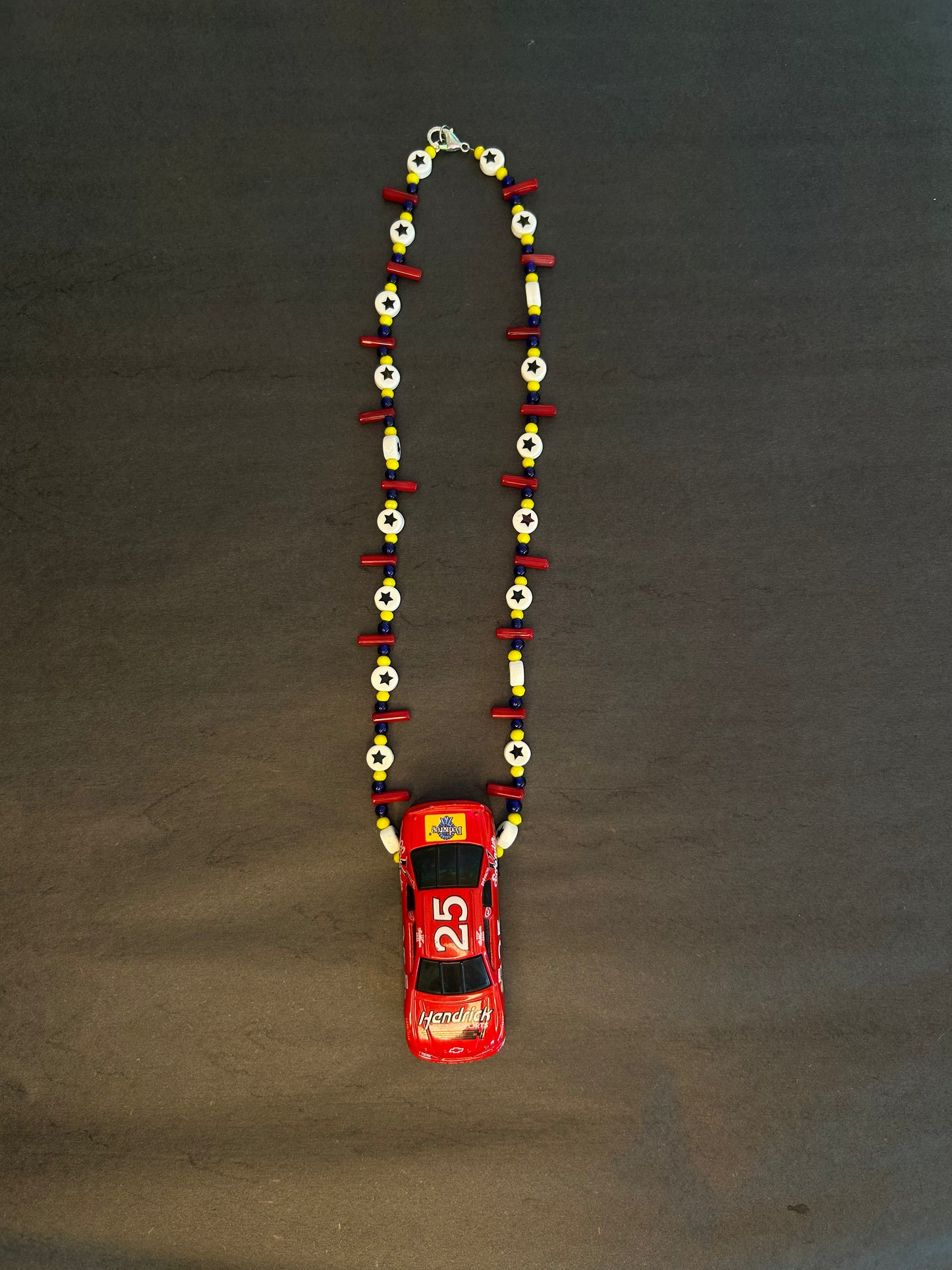 1995 Hendrick 25 Pedigree Hot Wheels Necklace